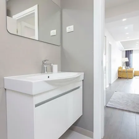 Luxury Stockholm -sea&city View * Makarska